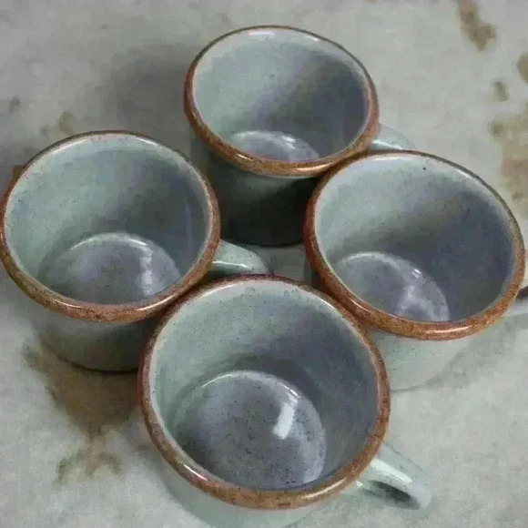 VINTAGE TREASURE CRAFT Glazed Earthenware Handmade 1980s Set of 4 Mugs Handles - Picture 3 of 11